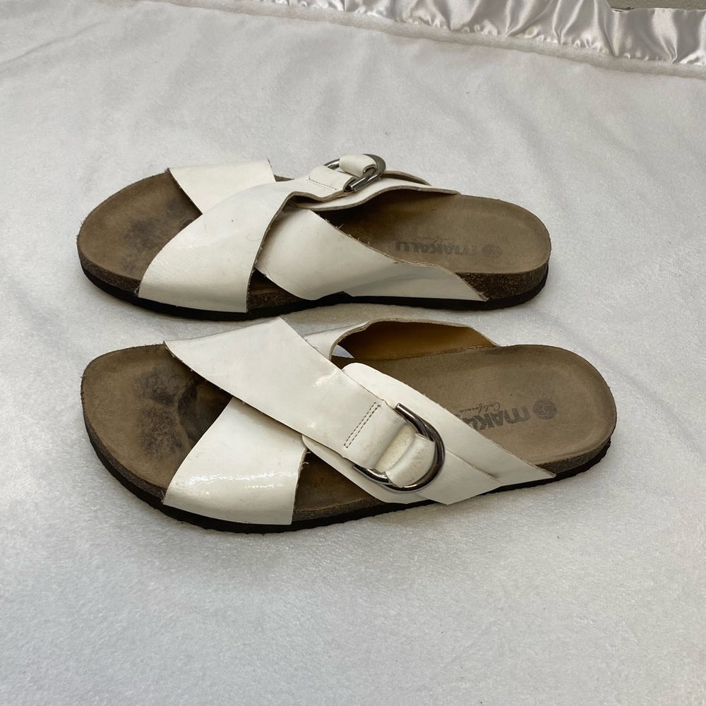 Makalu California Bali white slip-on sandals with cork footbed women’s size 7.5